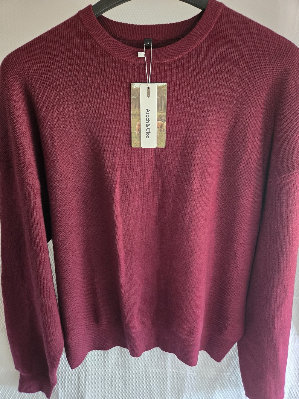 Arach & Cloz Men's Crewneck Sweater in Wine